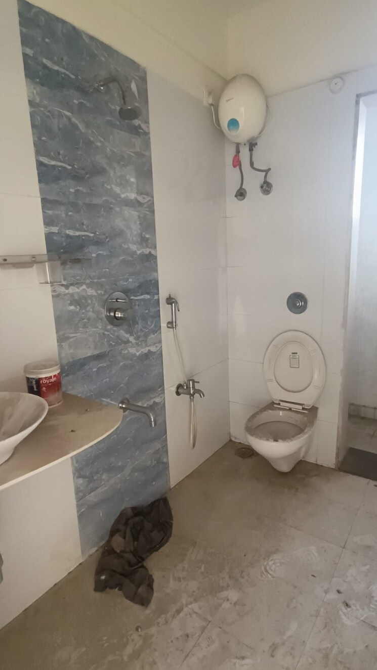 Bathroom, today-ganesham 3 Bedroom 1500 Sq.Ft. Apartment In Ulwe Navi Mumbai 7392918