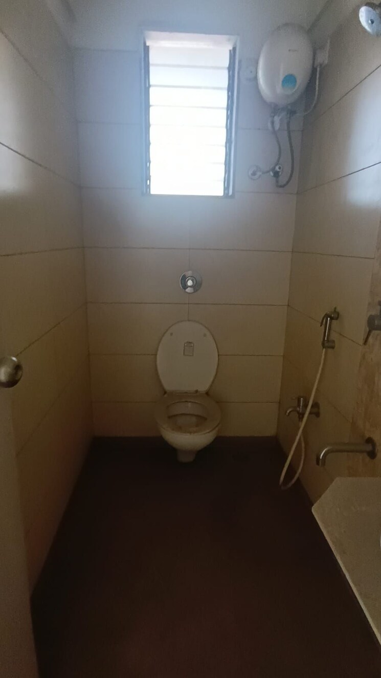 Bathroom, today-ganesham 3 Bedroom 1500 Sq.Ft. Apartment In Ulwe Navi Mumbai 7392918