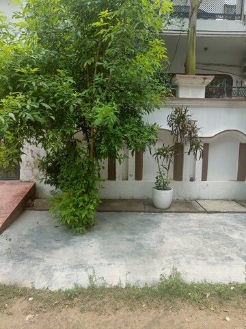 Balcony in 5 BHK Independent House at Iim Road – for Sale