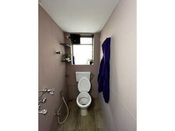 Bathroom in 1 BHK Apartment at Midcity Aashna, Bandra West – for Sale