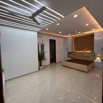 Room in 3 BHK Penthouse at Chattarpur – for Sale
