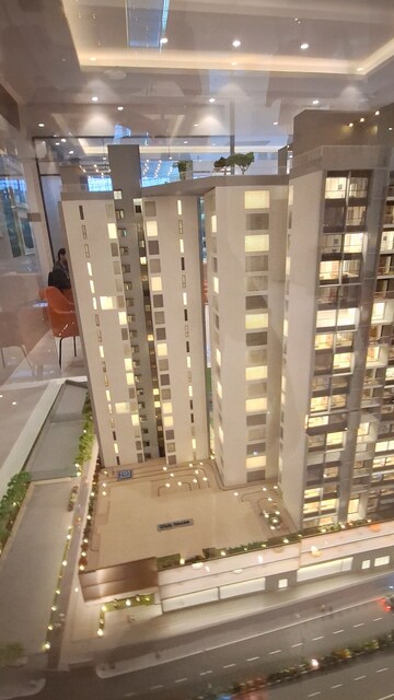 Master Plan in 3.5 BHK Apartment at K Raheja Amaltis, Sion West – for Sale