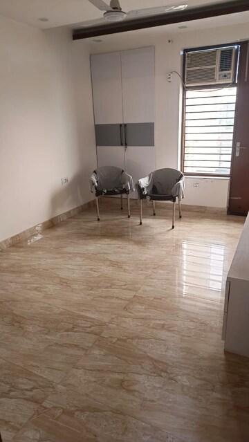 Room in 2 BHK Apartment at BPTP Princess Park, Sector 86 – for Sale