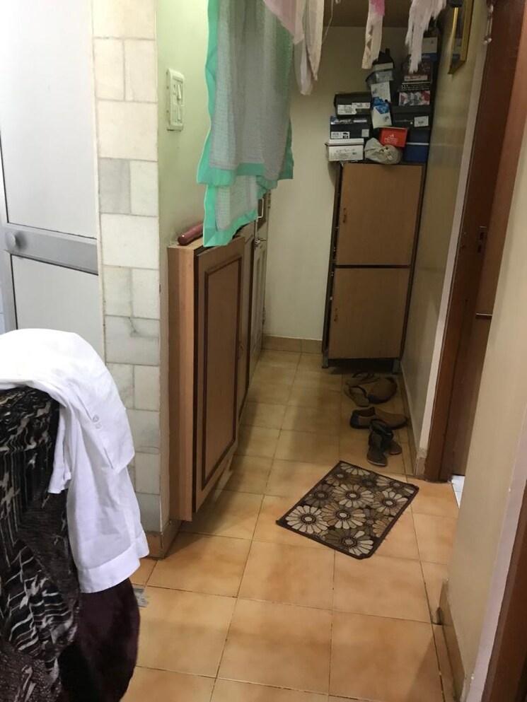 Bathroom, pawan-baug-chs 2 Bedroom 790 Sq.Ft. Apartment In Malad West Mumbai 7394283