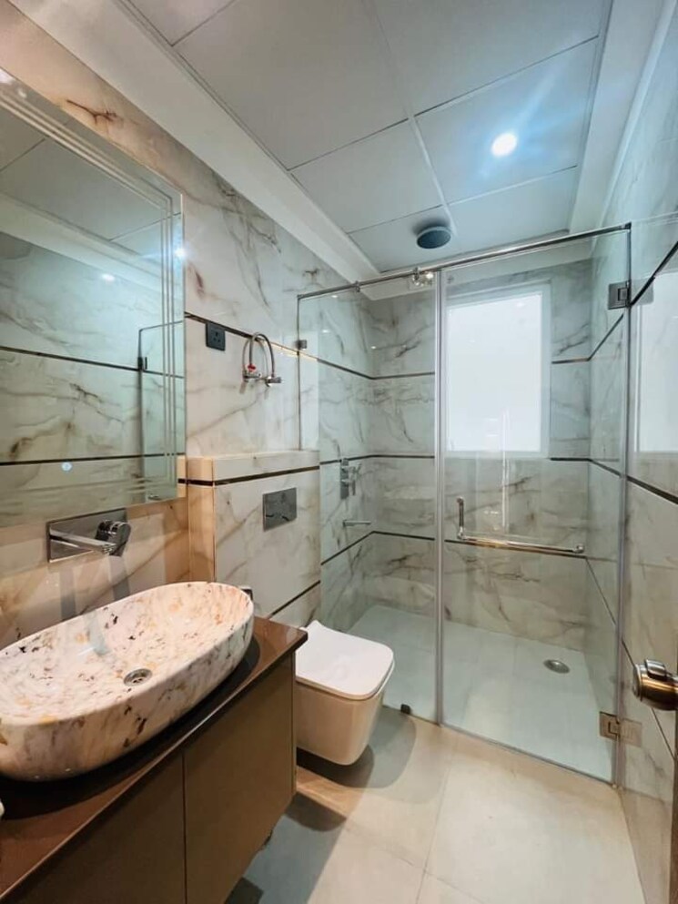Bathroom, ireo-victory-valley 3 Bedroom 2527 Sq.Ft. Apartment In Sector 67 Gurgaon 7394313