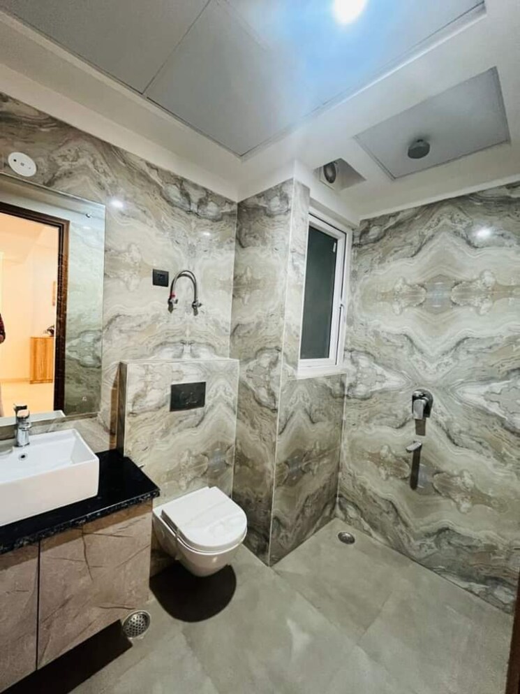 Bathroom, ireo-victory-valley 3 Bedroom 2527 Sq.Ft. Apartment In Sector 67 Gurgaon 7394313