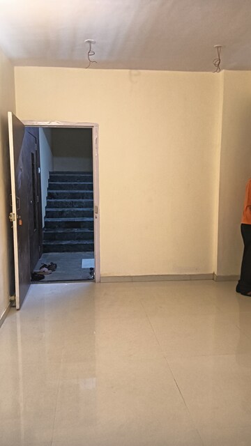 Room in 1 RK Apartment at Avadh Complex, Kasheli – for Sale