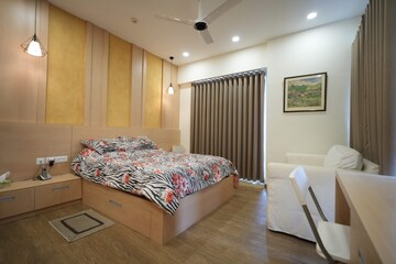 Bedroom in 3 BHK Apartment at Marine Drive – for Sale