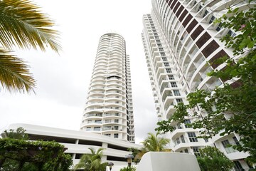 3 BHK Apartment – Exterior View View at Marine Drive - for Sale