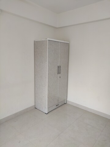 Room in 2.5 BHK Apartment at Signature The Serenas, Sohna Sector 36 – for Sale