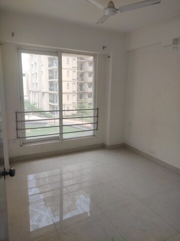Room in 2.5 BHK Apartment at Signature The Serenas, Sohna Sector 36 – for Sale