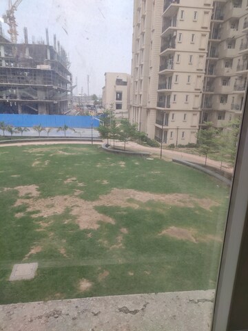 Swimming Pool in 2.5 BHK Apartment at Signature The Serenas, Sohna Sector 36 – for Sale