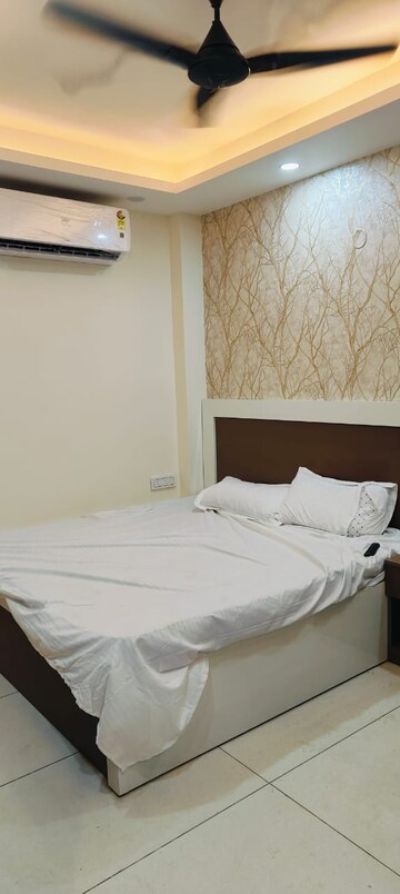 Bedroom in 1 RK Builder Floor at Sector 57 – for Rent