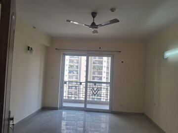 Room in 3.5 BHK Apartment at Shipra Srishti, Ahinsa Khand 1 – for Sale