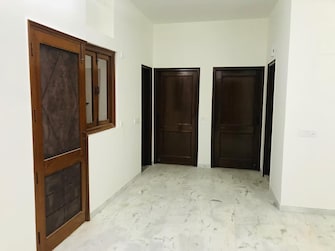 3 BHK Builder Floor For Resale in Arun Vihar Sector 37 Sector 37 Noida  7395528