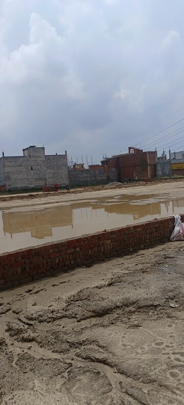  Plot – Exterior View View at Sultanpur Road - for Sale