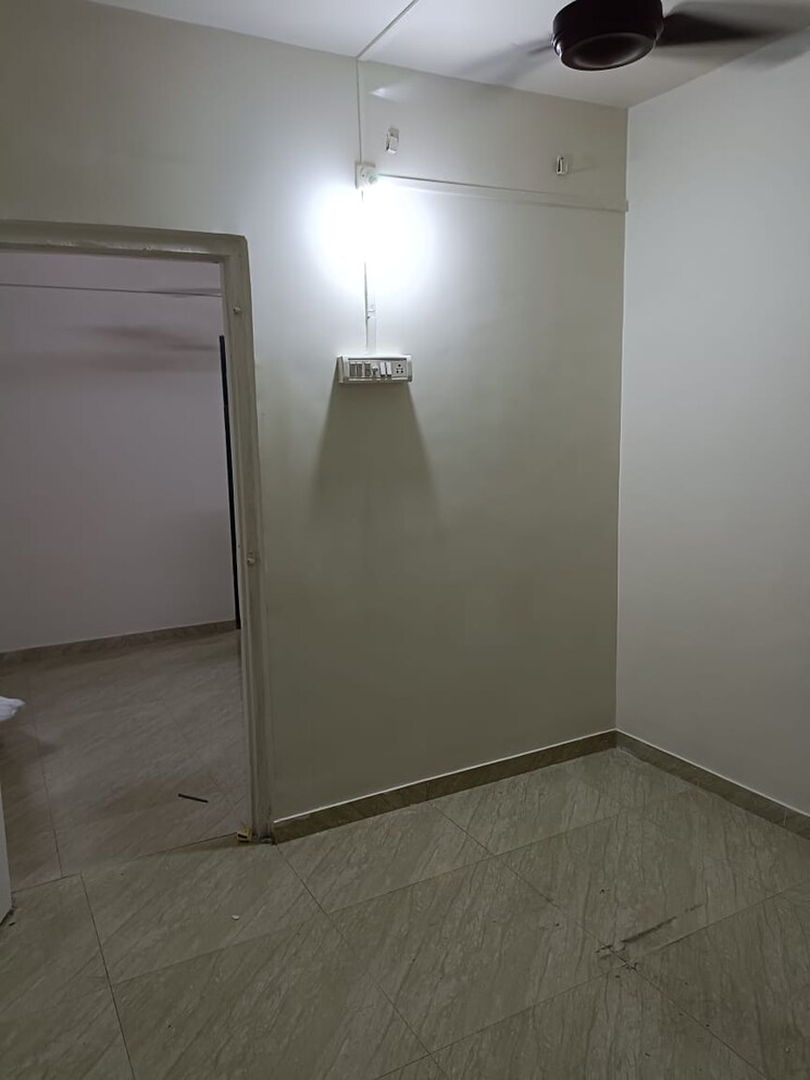 Room, satyam-shivam-sundaram-chs-kalwa 1.5 Bedroom 535 Sq.Ft. Apartment In Kalwa Thane 7395848