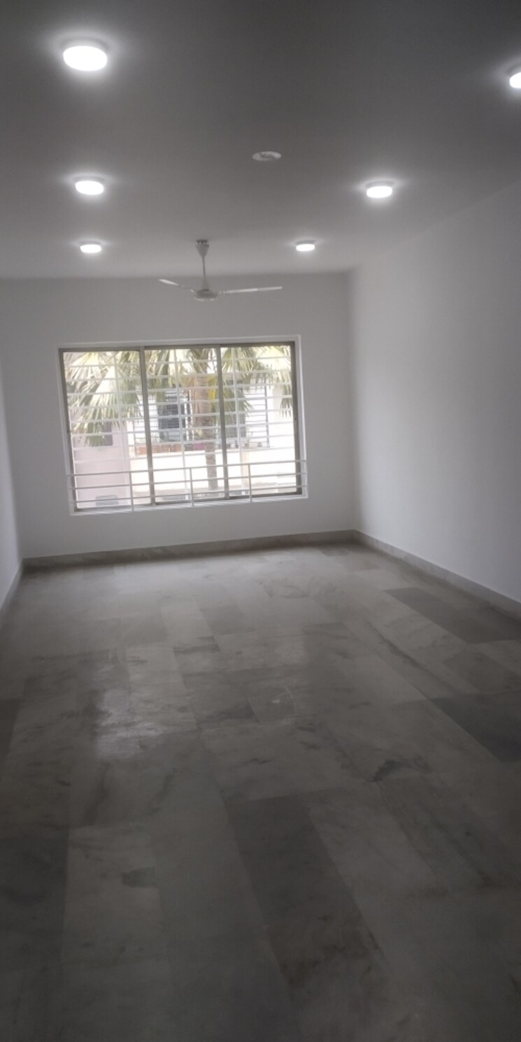 Room, divine-terrace 1 Bedroom 700 Sq.Ft. Apartment In Camp Pune 7396094