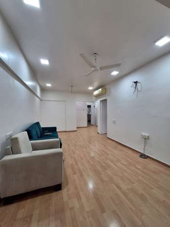 2 BHK Apartment For Rent in Khar West Mumbai  7396100