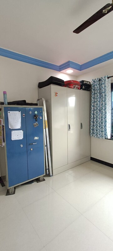 Room in 2 BHK Apartment at Mulund East – for Sale