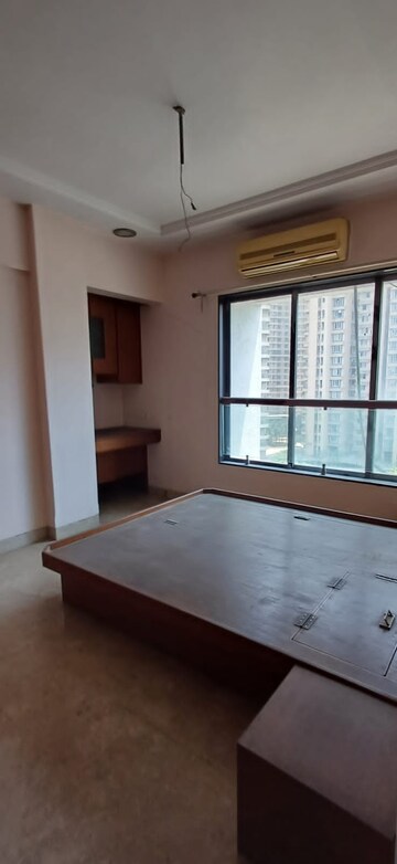 Room in 3 BHK Apartment at Manpada – for Sale