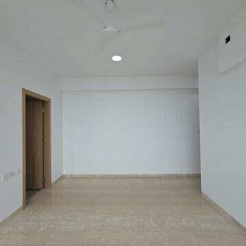 Room in 3 BHK Apartment at Oberoi Sky City, Khande Rao Dongari – for Sale