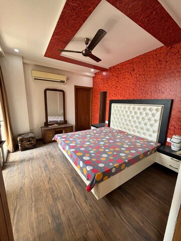 Bedroom in 3 BHK Apartment at Mussoorie Road – for Sale
