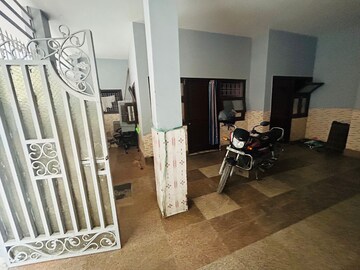 Building Lobby in 6+ BHK Independent House at Shanti Nagar – for Sale