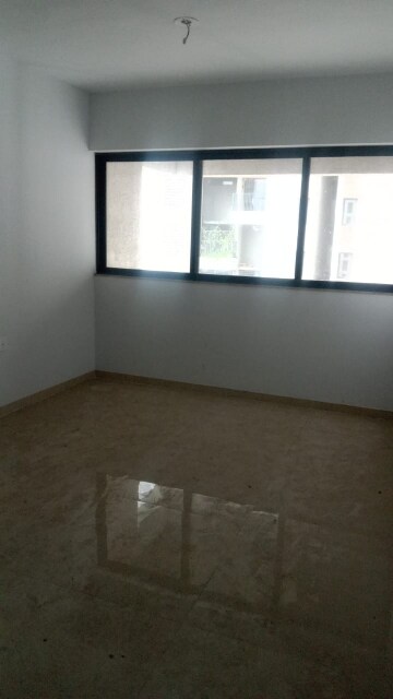 Room in 2.5 BHK Apartment at Lodha Downtown, Dombivli East – for Sale