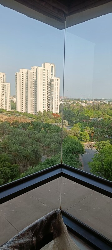 Balcony in 4 BHK Apartment at Jaypee Kalypso Court, Sector 128 – for Sale
