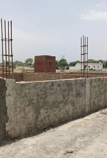  Plot For Sale in Bhopani Village