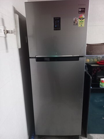 Furnished Amenities in 1 BHK Apartment at Sector 1 Charkop – for Sale