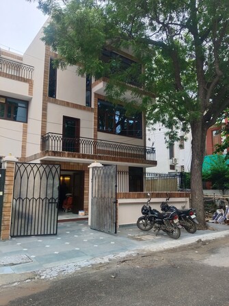 5 BHK Independent House For Rent in Mg Road Gurgaon  7398280