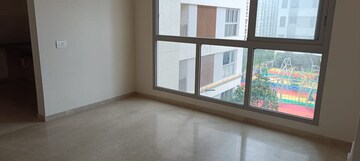Room in 2 BHK Apartment at Piramal Vaikunth, Balkum Pada – for Rent