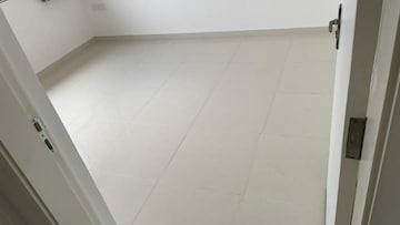1 BHK Apartment For Sale in Amanora Gold Towers, Hadapsar