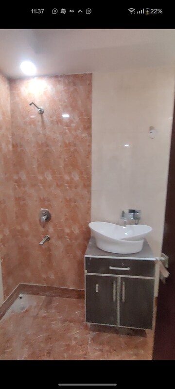 Bathroom in 3 BHK Builder Floor at Prabhatam Victoria 55, Punjabi Bagh West – for Sale