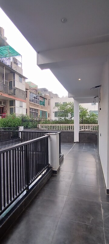 Balcony in 5 BHK Builder Floor at Green Fields Colony – for Sale