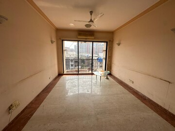 Room in 2 BHK Apartment at Lake Florence, Powai – for Sale