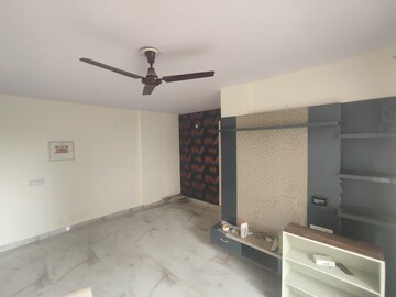 Room in 3 BHK Apartment at Ansal Royal Heritage, Sector 70 – for Sale