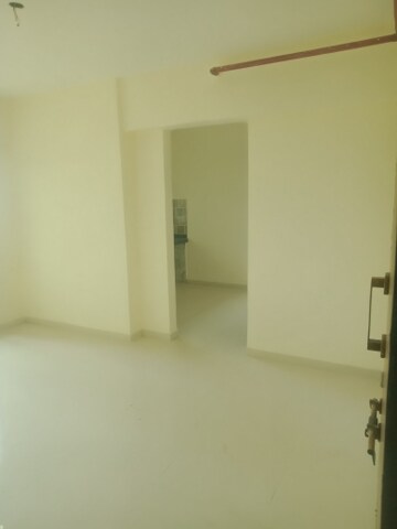 Room in 1 BHK Apartment at Sachdev Complex, Bhandup West – for Sale