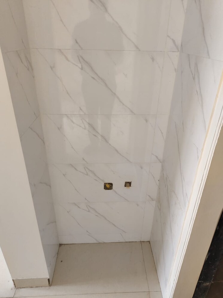 Bathroom, galaxy-tower 1 Bedroom 640 Sq.Ft. Apartment In Waghbil Thane 7398752