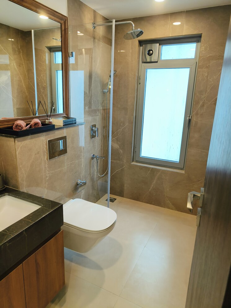 Bathroom, piramal-aranya 4 Bedroom 1670 Sq.Ft. Apartment In Byculla Mumbai 7398767