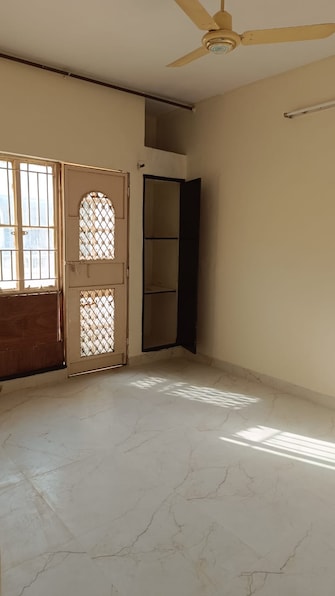 2 BHK Apartment For Rent in Sector 9, Dwarka Delhi  7398770