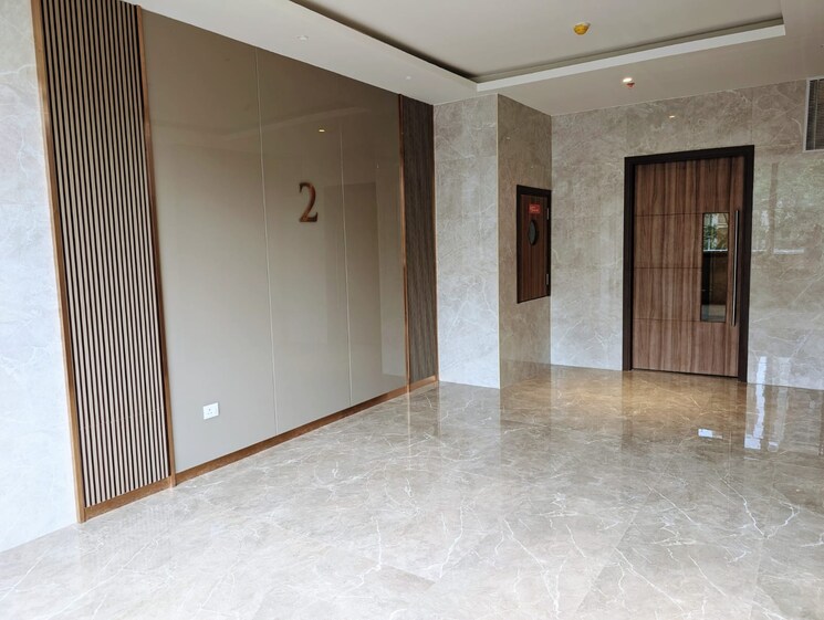 Room, sheth-auris-galleria Commercial Office Space 478 Sq.Ft. In Malad West Mumbai 7398784