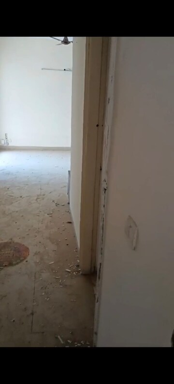 Building Lobby in 3.5 BHK Apartment at Shiv Sai Ozone Park, Sector 86 – for Sale