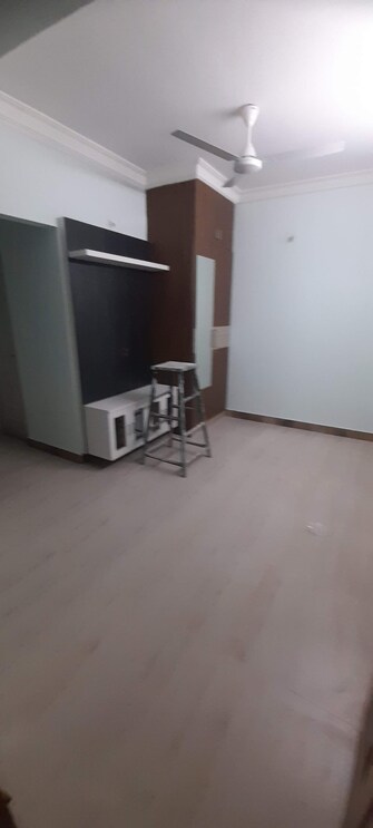 1 RK Builder Floor For Rent in Silver Corner Rt Nagar Bangalore  7381030