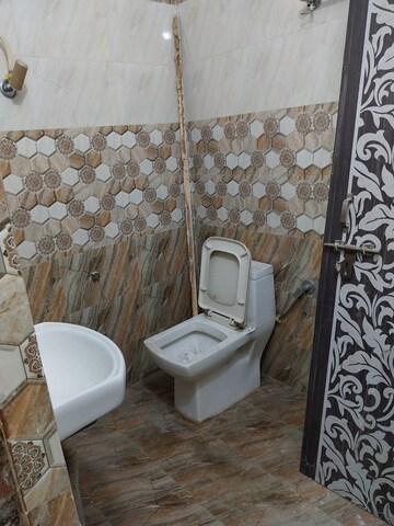 Bathroom in 4 BHK Independent House at Viraj Khand – for Sale