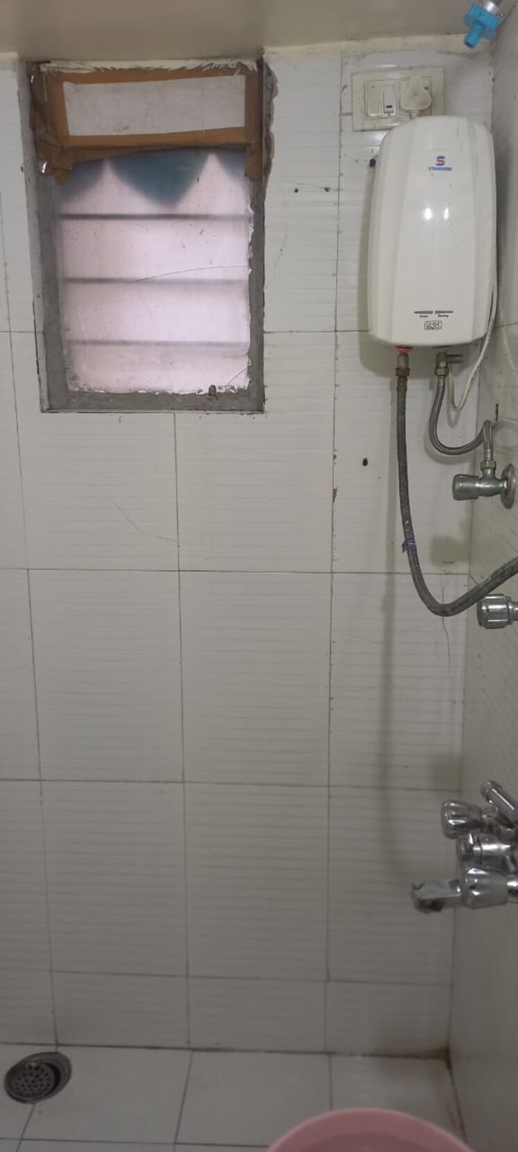 Bathroom, goyal-shinde-park 1 Bedroom 550 Sq.Ft. Apartment In Aundh Pune 7399316