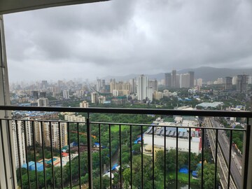 2 BHK Apartment For Sale in Kalpataru Paramount, Kapur Bawdi