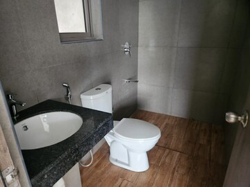 Bathroom in 2 BHK Apartment at Kalpataru Paramount, Kapur Bawdi – for Sale